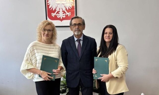 Dwie nauczycielki z Dźwierzut z awansem. Anastazja Nadstawna i Marta Wanowicz złożyły ślubowanie