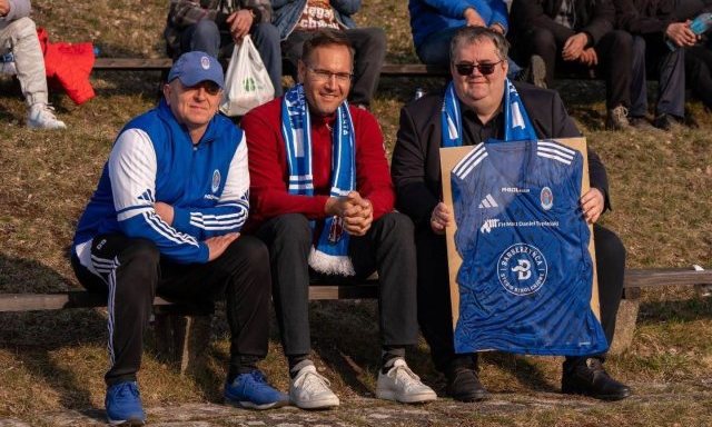 Karny w 90. minucie zabrał Błękitnym punkty. Pasym prowadził w Piszu, wraca z porażką