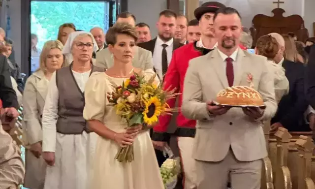 Rozogi już świętują. Powiatowe dożynki ruszyły, a to dopiero początek atrakcji