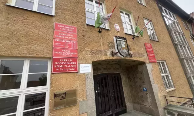 Jest praca w szczycieńskim ratuszu. Pensja do 7700 zł, dokumenty do 21 września