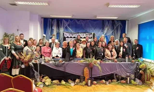Mickiewicz wyszedł z książki. W Jedwabnie „Dziady” zagrali mieszkańcy