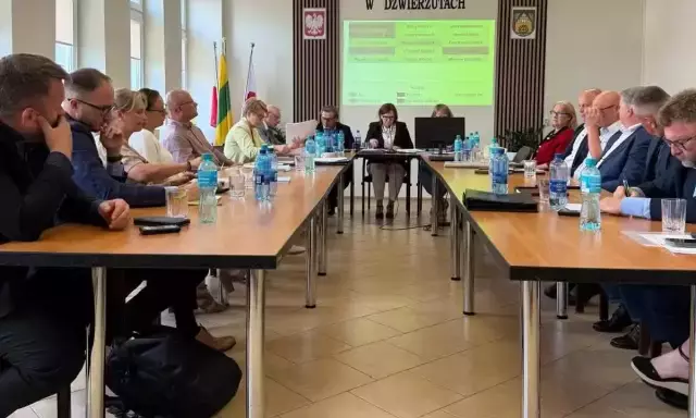 Seniorzy dostają własny głos. W Dźwierzutach powstaje siedmioosobowa rada