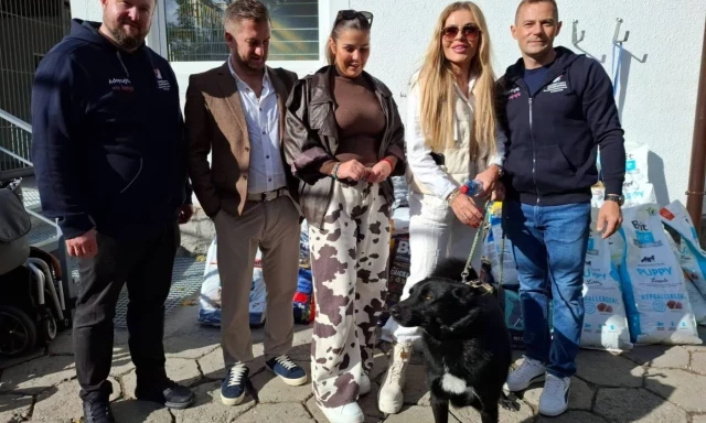 Pełny bus karmy i otwarte boksy. W „Czterech Łapach” pomagali nie tylko mieszkańcy Szczytna