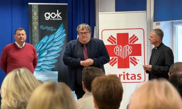 Plecak ewakuacyjny, pierwsza pomoc i kryzys w praktyce. Sołectwa z gminy Jedwabno ćwiczą bezpieczeństwo