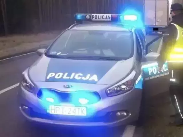 Groźny wypadek na DK 58. Droga całkowicie zablokowana, policja ustala liczbę poszkodowanych