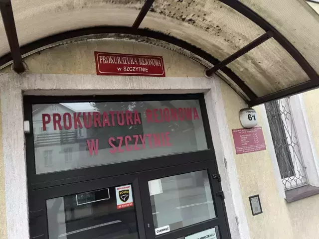 Opiekun rodziny zastępczej aresztowany. Dziewięcioro dzieci odebrano interwencyjnie