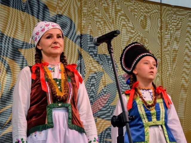 Rozogi jadą do Kazimierza. Zespół i młode śpiewaczki wygrały w Węgorzewie