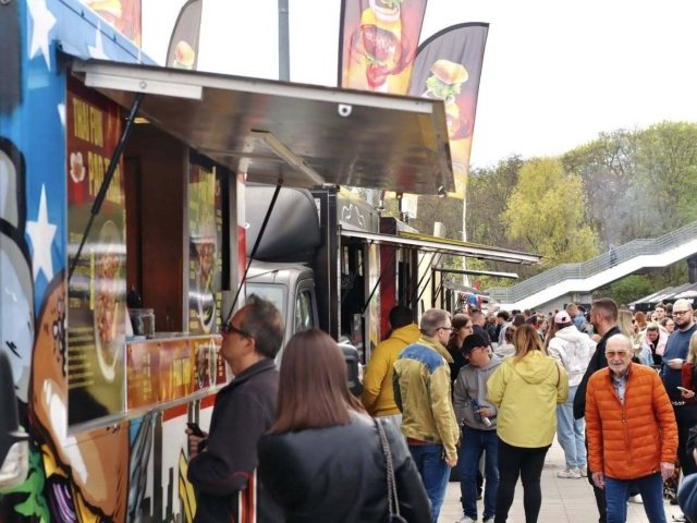 Festiwal Smaków Food Trucków od piątku do niedzieli w Szczytnie! Na Placu Juranda zaparkują food trucki ze smakami świata.