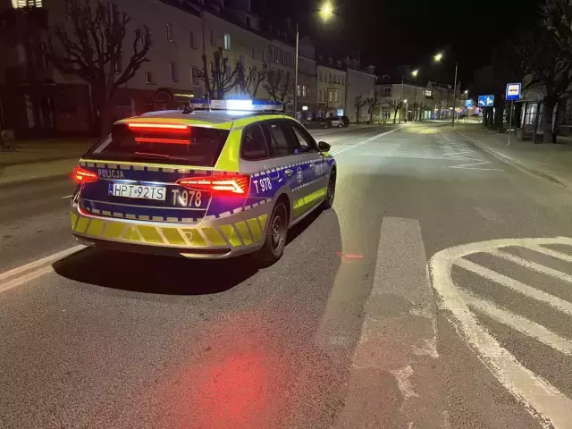 Uderzył w nieoznakowany radiowóz i zniknął. Po kilku miesiącach policjanci znaleźli go w Wielbarku