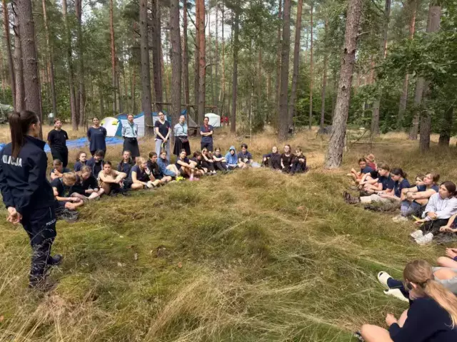 Policja i strażacy weszli na obóz w Warchałach. Sprawdzali, jak odpoczywają dzieci