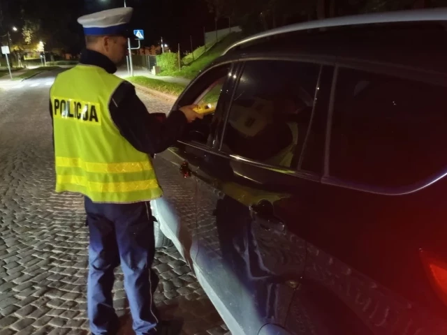 900 kontroli i jeden pijany kierowca. Wpadł o świcie na ulicy Śląskiej