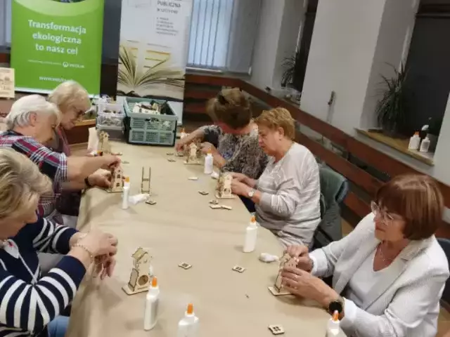 Energia ze słońca w praktyce. W bibliotece rozmawiali o odnawialnych źródłach energii