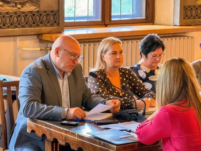 Powiat szykuje budżet na 2027 rok. Własne inwestycje mają zejść do minimum, priorytetem pieniądze z zewnątrz