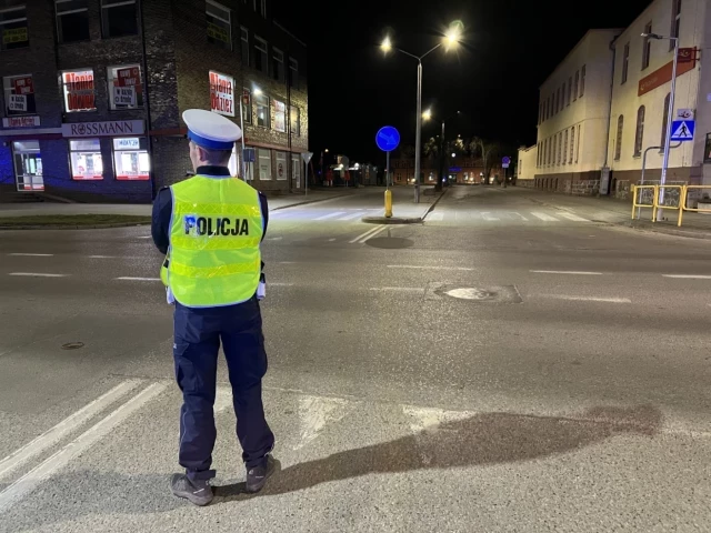 Prawie 2 promile, sądowy zakaz i dwa zdarzenia. Policyjny bilans weekendu w powiecie szczycieńskim