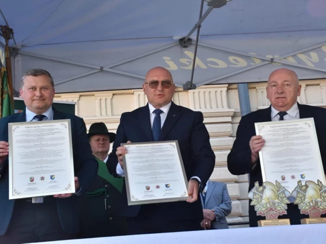 Szczytno i Żywiec zacieśniają współpracę. Do partnerstwa wchodzą strażacy OSP