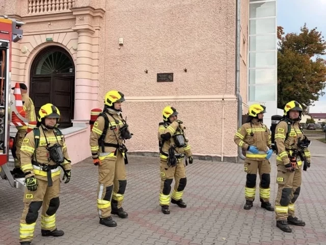 Ewakuacja w Wielbarku miała inny ciężar. Ta szkoła naprawdę już płonęła