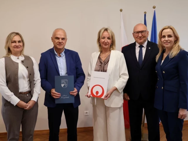 „Staszic” odchodzi od oleju. Szkołę ogrzeje miejska sieć Veolii