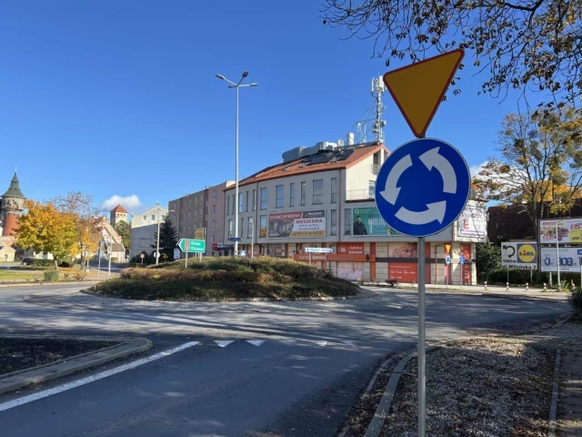 3,5 promila, narkotyki i zderzenie przed pasami. 72-latek zatrzymał pijanego kierowcę w Szczytnie