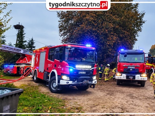 Dwa pożary niemal w tym samym czasie. Strażacy walczą z ogniem w Głuchu i w Szczytnie