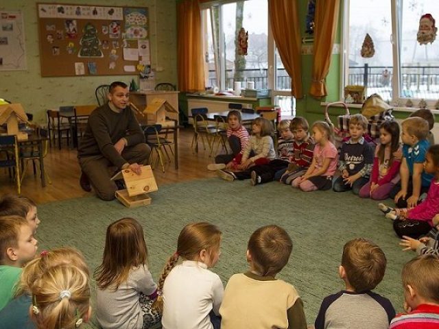 Uczyli pomagać ptakom