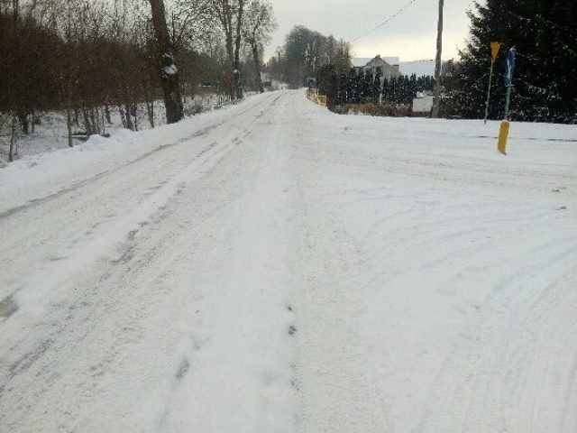 Lodowiska zamiast dróg powiatowych