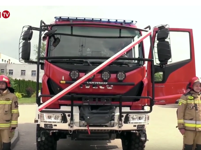 Specjalistyczne iveco świątecznym prezentem dla strażaków (wideo)