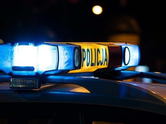 Kumpel chrapał więc wezwał policję