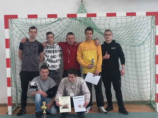 Dźwierzucka liga halowa