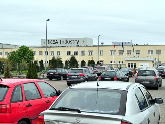 Ikea zwalnia pracowników