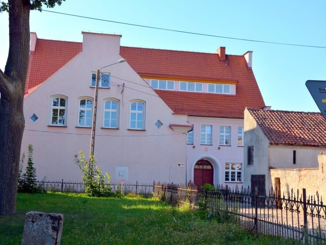 Zamiast szkoły operatorów dronów będzie centrum opiekuńcze