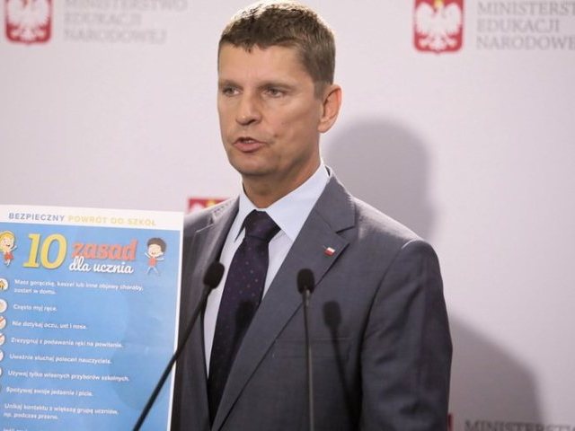 Piontkowski: obecna sytuacja pozwala na przywrócenie zajęć w większości szkół