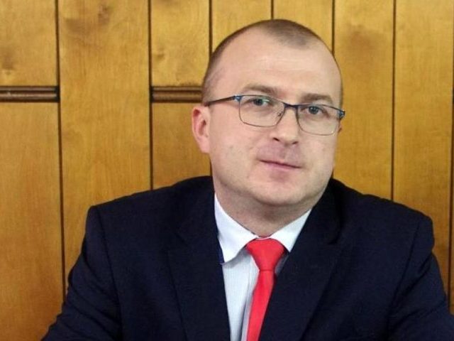 Rezygnacja przewodniczącego Trzcińskiego, w tle postępowanie karne