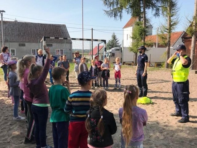 Rozmawiali o bezpieczeństwie z uczniami w Gromie i Pasymiu