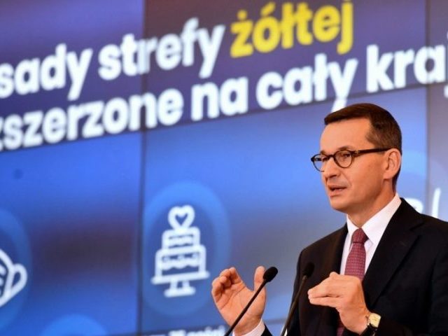 Premier: wprowadzamy obostrzenia, ale chcemy też, by gospodarka pracowała
