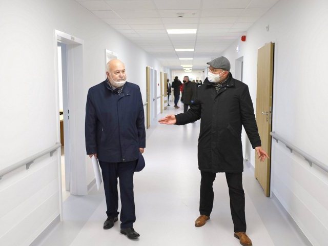 Nowe skrzydło szpitala będzie wyłącznie „covidowe” (zdjęcia)