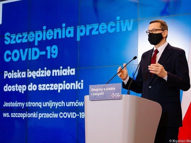 Premier: szczepienia chcemy rozpocząć od seniorów, medyków i służb mundurowych
