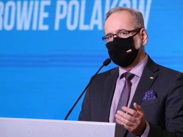 Niedzielski: rozwiązanie dotyczące ferii ma uchronić przed trzecią falą pandemii