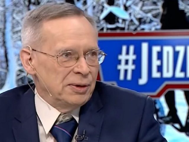 Prof. Gut: liczba zgonów z tygodnia na tydzień będzie spadać