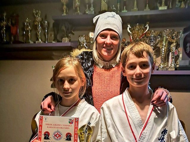 MIKOŁAJKOWY TURNIEJ KARATE KYOKUSHIN SKKK (zdjęcia)
