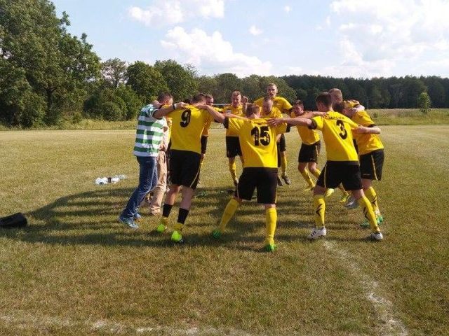 GKS Dźwierzuty o krok od upadku