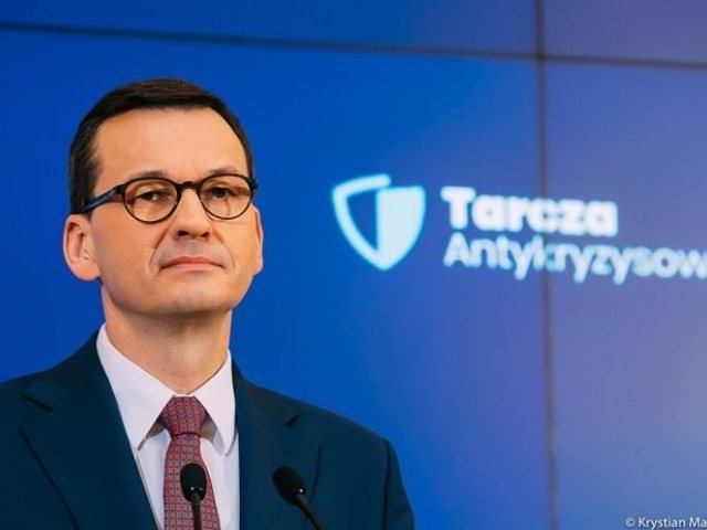 Premier: od połowy lutego otwarcie hoteli oraz kin i teatrów do 50 proc. miejsc