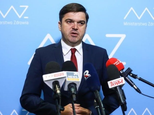 MZ: po szczepionce Pfizera - 1820 odczynów, po AstraZeneca -117, po Modernie – 13