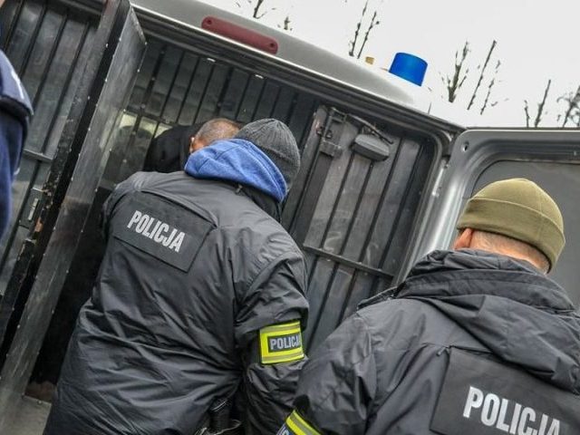 Pięciu na jednego. Brutalny napada na 38-latka