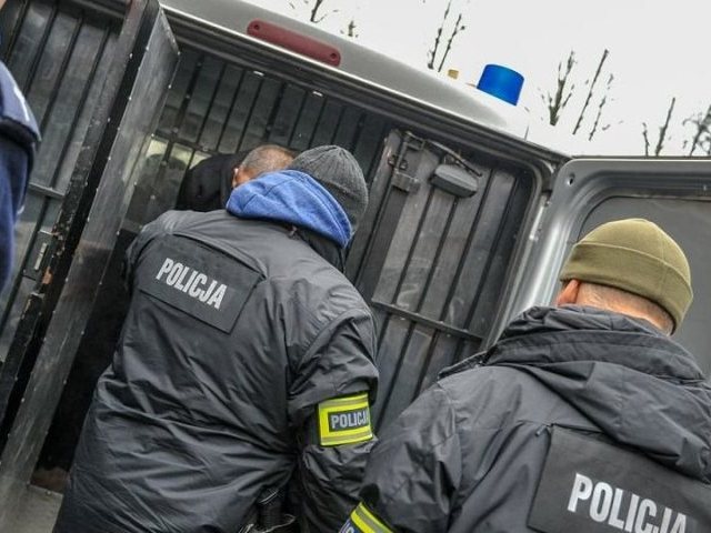 Pięciu na jednego. Brutalny napada na 38-latka