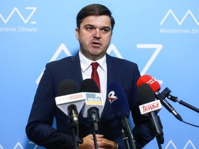 Andrusiewicz: po dużych liczbach zakażeń teraz musimy się liczyć ze wzrostem zgonów