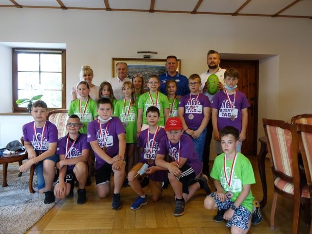 „Złota” drużyna rugby z SP 3 w Szczytnie