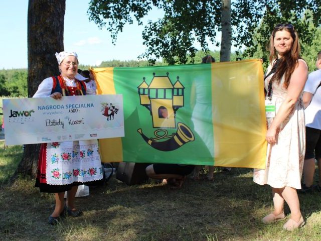 Nagrodzony folklor z Rozóg