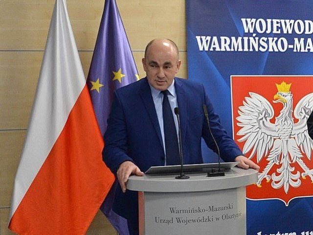 Bramki do mierzenia temperatur, szczepienia i maseczki – rusza nowy rok szkolny