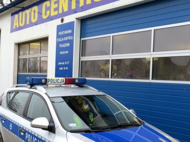 Ustaw bezpłatnie światła w aucie. Trwa akcja „Twoje Światła – Nasze Bezpieczeństwo”