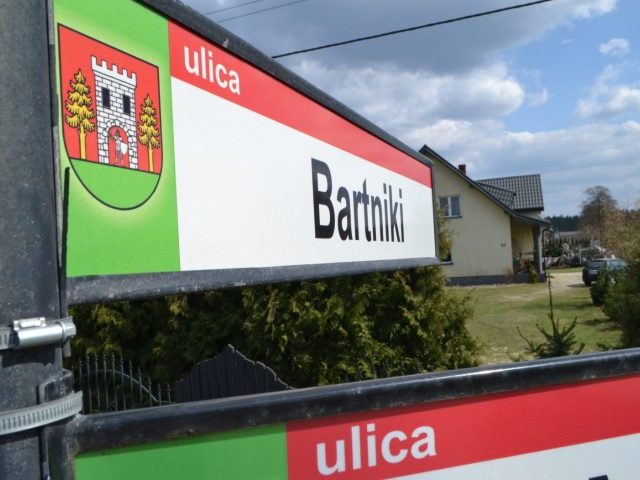 Wymieniają witacze w gminie